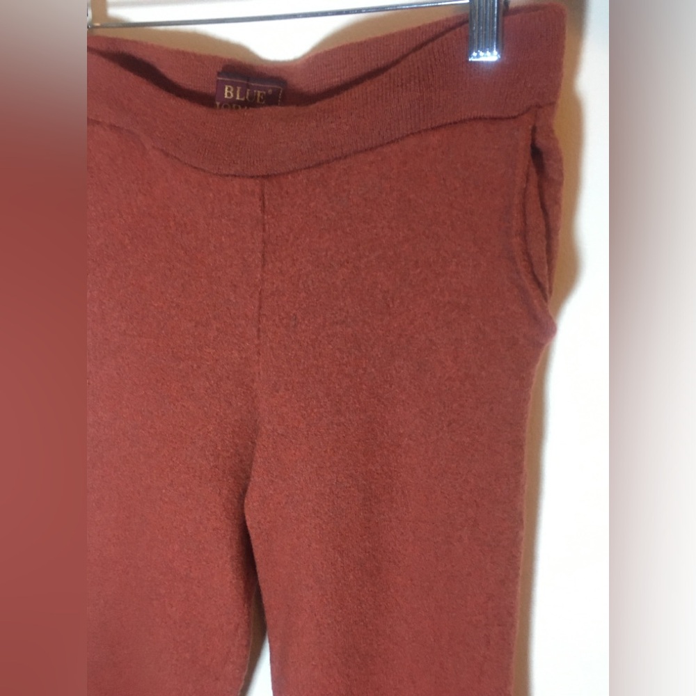%100 Wool BLUE HORIZON Winter Comfort Wear. Indoor and Outdoor Slags. Quality!